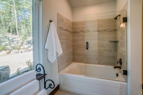 Cost of Tub Conversion Service in Hollywood