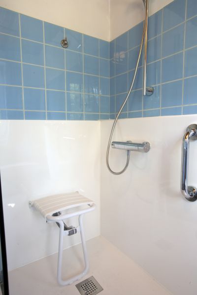 Elderly Shower Installation in Hollywood